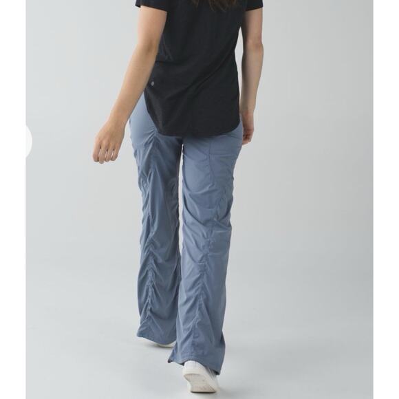 Lululemon Studio Pant II *Unlined (Regular)Blue Denim Size 4 (Small Flaw See Pic - Picture 2 of 16